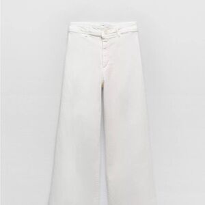 Stylish White Wide-Leg Jeans